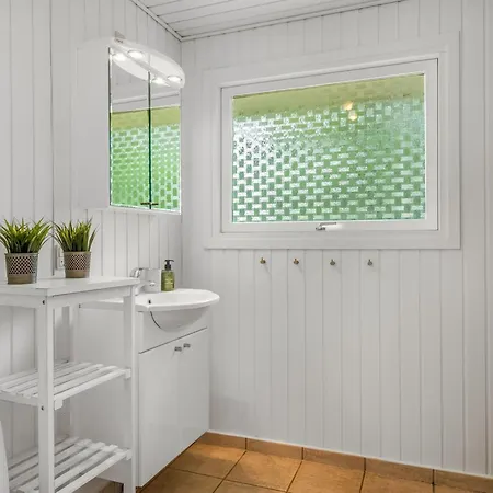 Ivar - From The Sea By Interhome * Hals