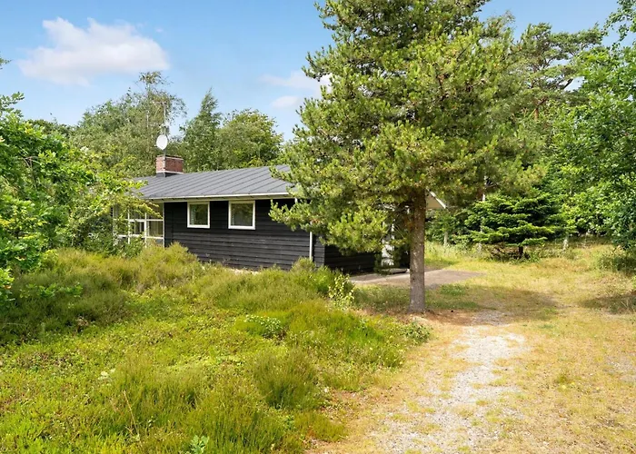 Ivar - From The Sea By Interhome Feriehus Hals