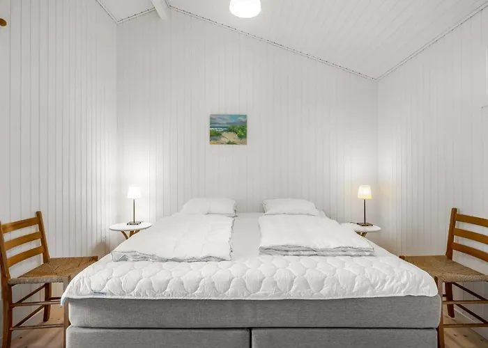 Feriehus Ivar - From The Sea By Interhome Hals