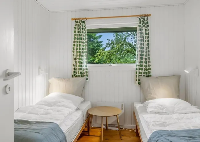 Ivar - From The Sea By Interhome Feriehus Hals